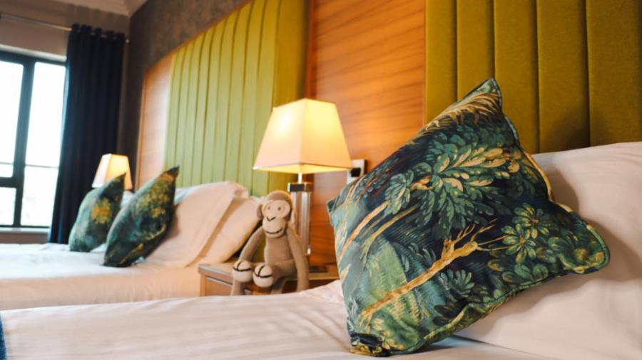 גורי Amber Springs Hotel מראה חיצוני תמונה